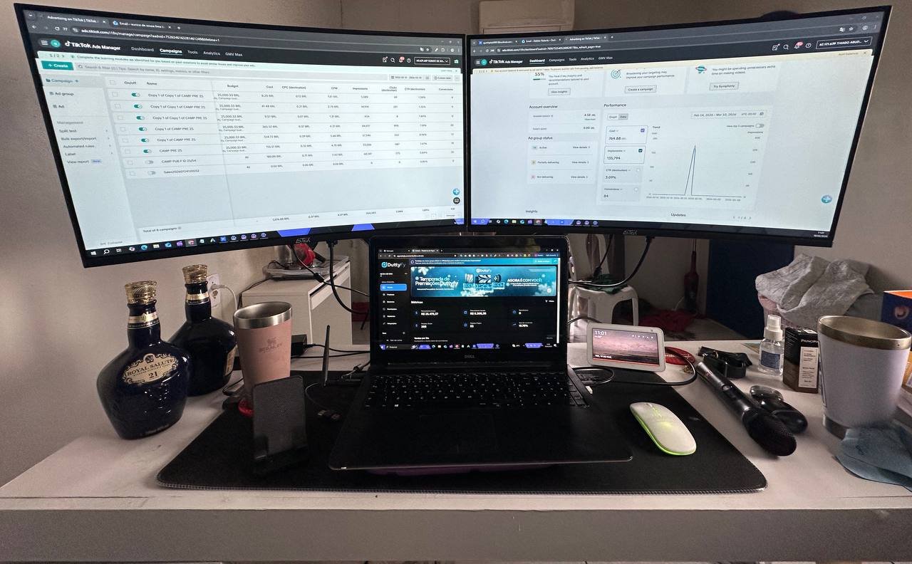 Jader Silva apresentando conteúdo sobre TikTok Ads